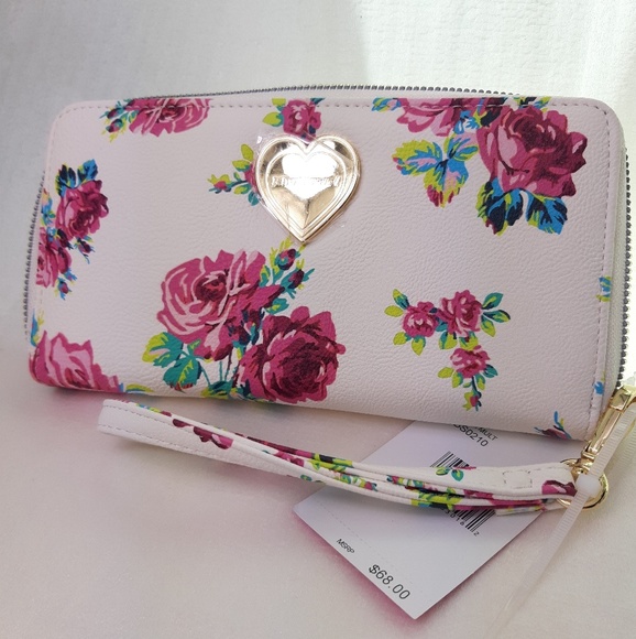 Handbags - Betsey Johnson Wristlet
